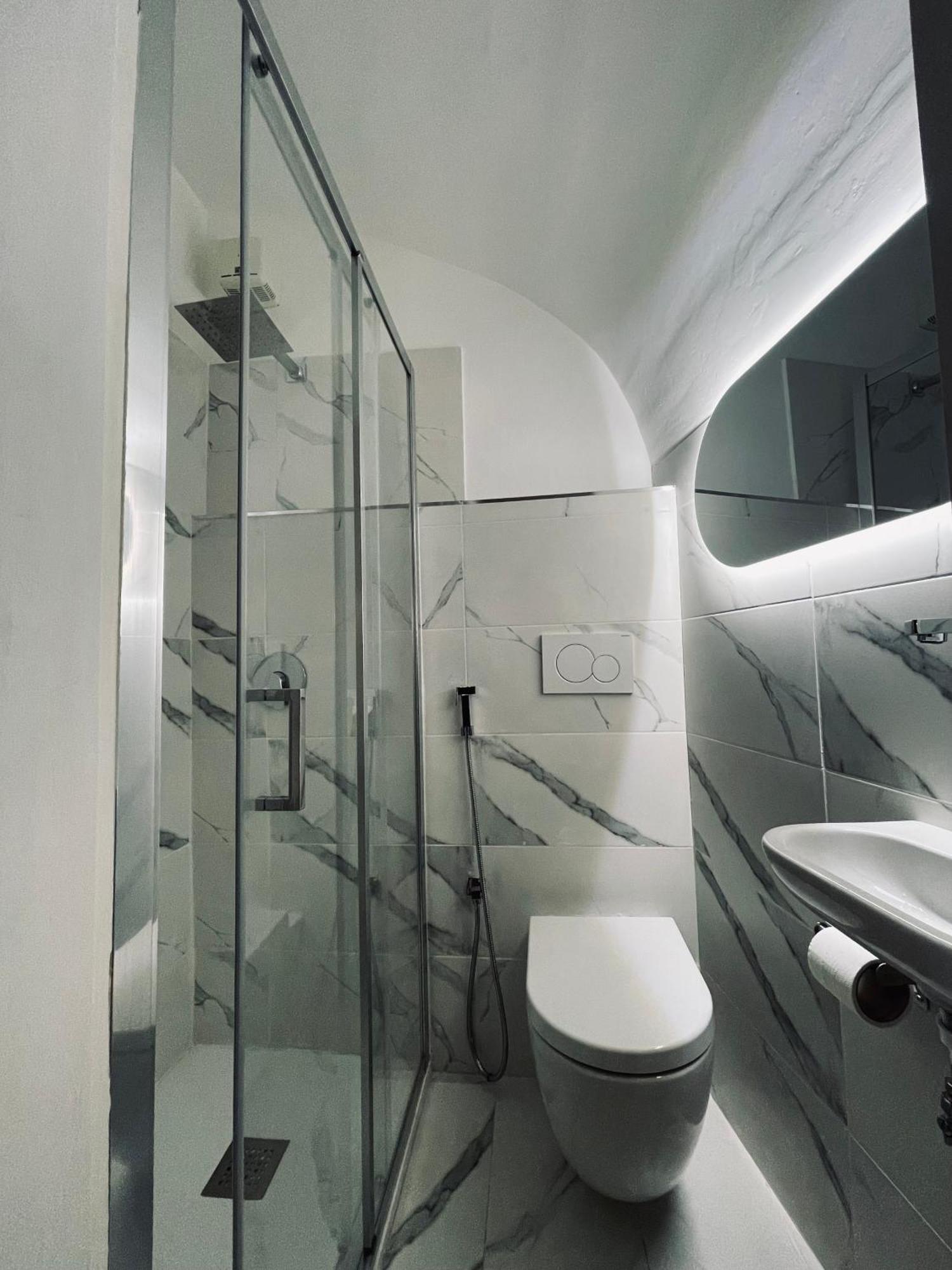 Il Serafino Holiday Suites Bari Ngoại thất bức ảnh